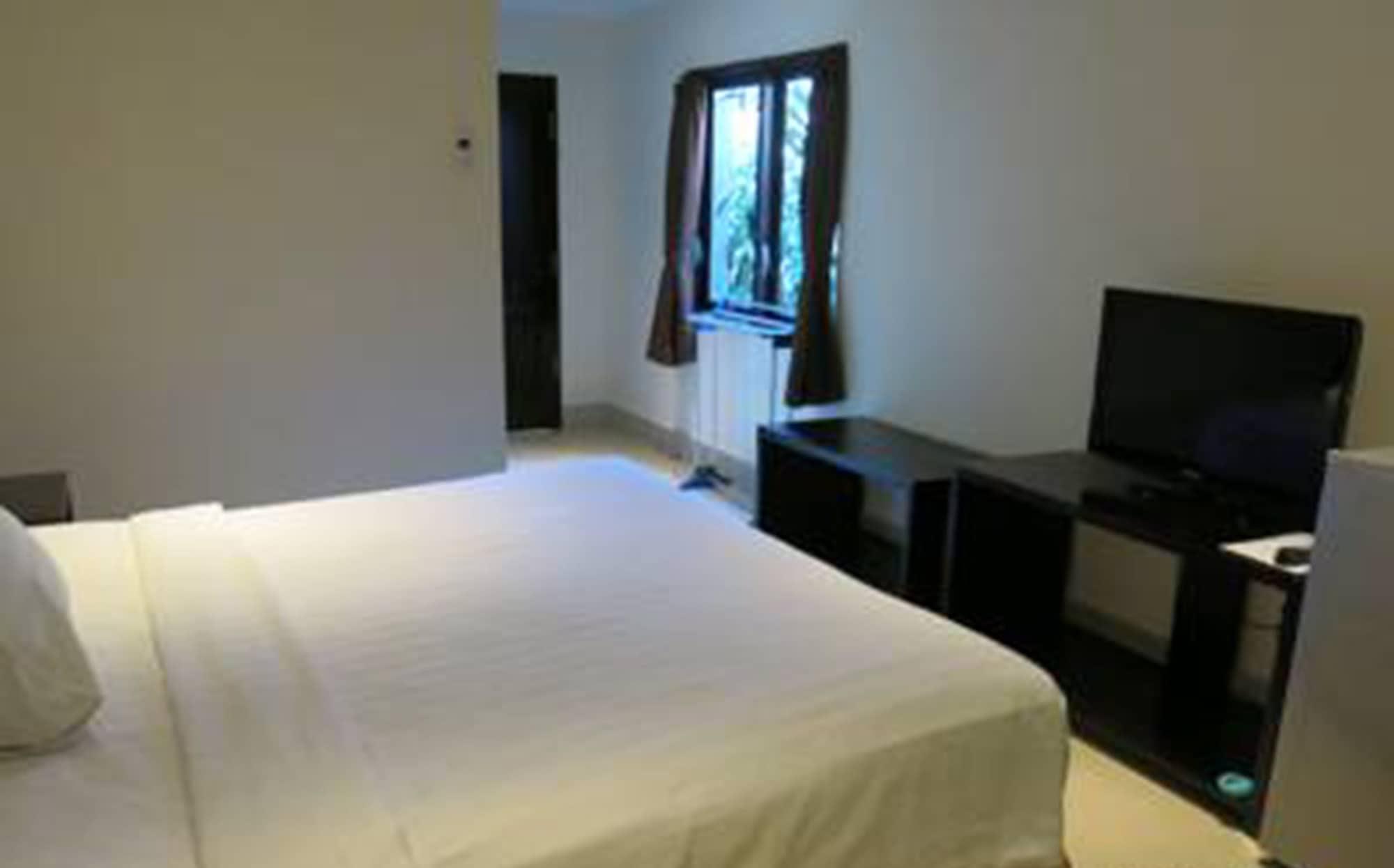 Radha Bali Hotel Kuta Lombok Dış mekan fotoğraf
